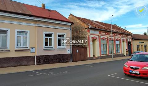 REZERVOVANÉ - Predaj, rodinný dom Lučenec, centrum -...