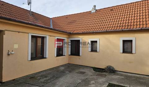 Rodinný dom na predaj Pezinok na skok od centra