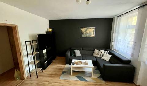 Predaj zariadený 2 izbový byt, Záhradnícka ulica,Bratislava II Ružinov