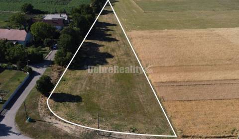 EXKLUZÍVNE U NÁS! Pozemok 8 765 m² - v obci Poľný Kesov