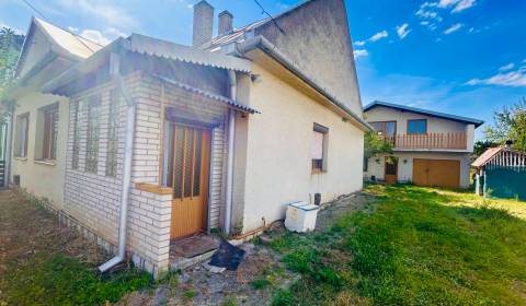 ZNÍŽENA CENA Dva útulné domy na jednom pozemku, Sobrance