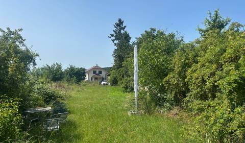 ATRAKTÍVNÝ SP VO SVATOM JURE 1061 m2