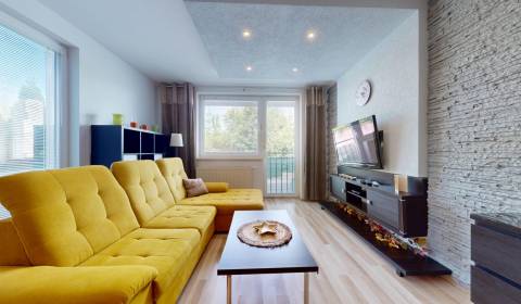 | Priestranný a útulný 2i byt | 60m² | Vavrínová ul. I