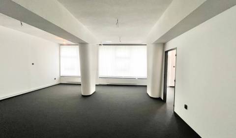 PREDAJ - nebytovy priestor 2v1 so služobným apartmanom, Račianske mýto
