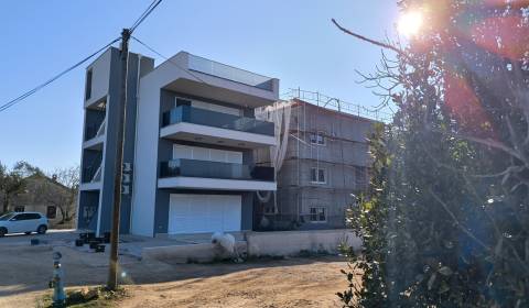 CHORVÁTSKO - 3 izbové apartmány v novostavbe - VIR