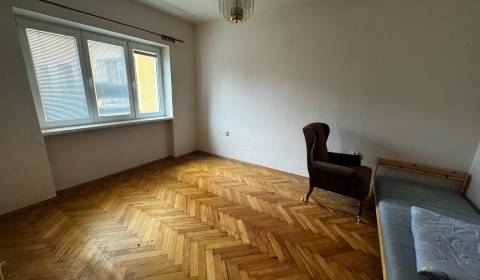 Pripravujeme do ponuky 3 izbový byt v centre mesta