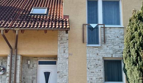 PREDAJ: 4i rodinný dom, Lodenica Piešťany