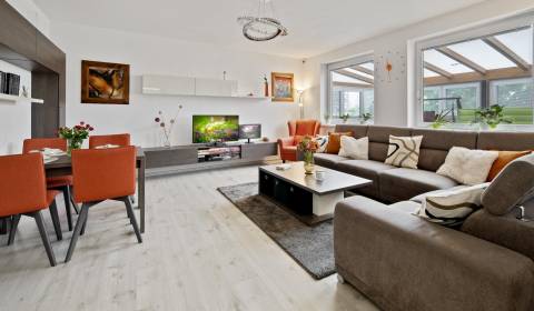 ,Predaj 3 izbový byt 90 m2+60 m2 terasa,garáž, Ružinov, BA II