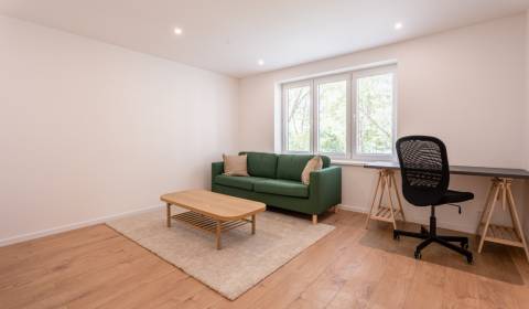 Zrekonštruovaný - 2i byt | ul. Strojárenská | Trenčín