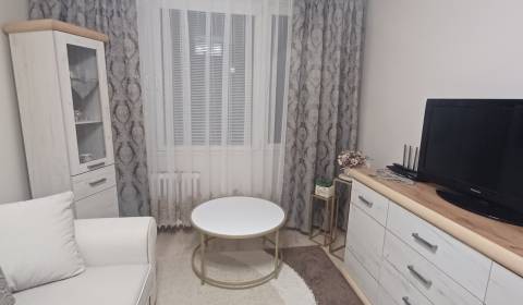 Terasa -Tr. SNP, Krásny 1,5 izbový byt, 40 m2, Komp. rekonštrukcia