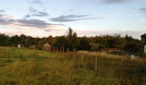 Veľkorysý STAVEBNÝ pozemok priamo  v Michalovciach.