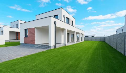 NÍZKOENERGETICKÝ 5 izbový rodinný dom s 2 KÚPEĽŇAMI, POZEMOK 636 m2