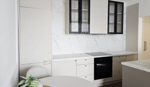 Predá elegantný 1,5 izbový byt na Dudvážskej ulici