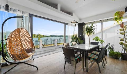 - EXKLUZÍVNE - 4izbová oáza pokoja pri jazere len kúsok od BA