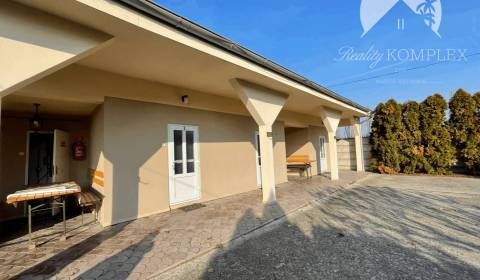 Vám ponúka apartmánový dom vo Veľkom Mederi
