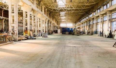 NA PRENÁJOM SKLADOVÁ A VÝROBNA HALA 1000 m2, v KOŠICIACH