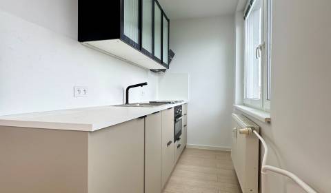 TOP ! Na prenájom moderný 1izbový byt Humenská ulica, Košice