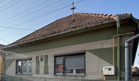 Vám ponúka EXKLUZÍVNE na predaj 5-izbový rodinn