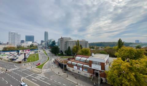 | Útulný 2,5i byt v srdci Bratislavy | Staré Mesto |