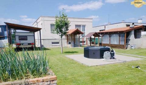 Priestranný 4i Rodinný dom | 178m² v tichej lokalite | Láb