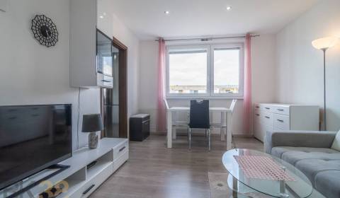 Na predaj kompletne zrekonštruovaný 3-izbový byt s balkónom v Poprade