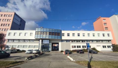 Nové kancelárske priestory vo výbornej lokalite na Vajnorskej ulici