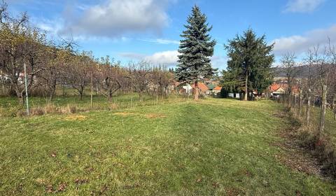 PREDAJ - STAVEBNÝ POZEMOK - SKÝCOV