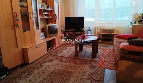 REZERVOVANÉ - Predaj, dvojizbový byt Krompachy, Hlav...