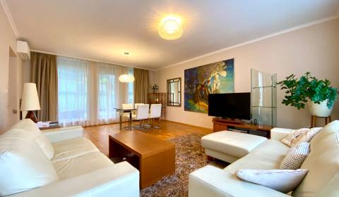 Priestranný 3 izbový pod HRADOM | 107m2 + TERASA