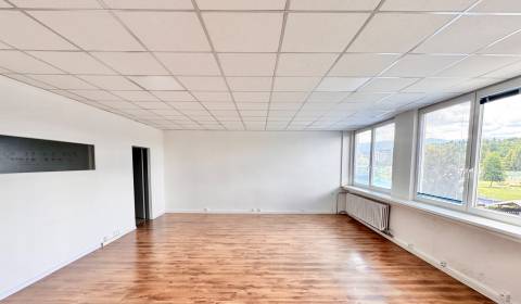 Ponúkame na prenájom kanceláriu 50 m2 - Vysokoškolákov Žilina