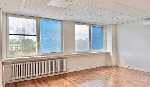 Ponúkame na prenájom kanceláriu 23 m2 - Vysokoškolákov Žilina