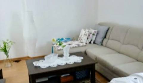 Tehlový veľký 2 izbový byt s balkónon,Hagarova ulica, BA III. Krasňany