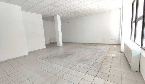 Na prenájom obchodný priestor - Nové Zámky