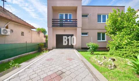 6izb. RODINNÝ DOM s pozemkom 750m2- žiadaná lokalita na Levickej ul.