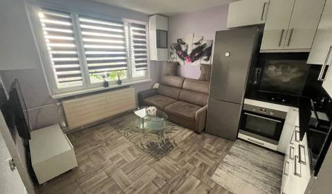 REZERVOVANÉ: 1i byt rekonštr. + zariadenie 38,92 m2; Záhonok-ZV; 