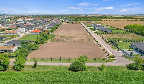 Luxusná veľkometrážna parcela za skvelú cenu , 2477 m2