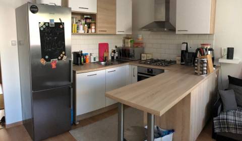 Útulný 2-izbový byt v centre – Senec, Hurbanova ul.