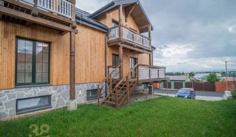 Moderný 2-izbový byt s krásnou terasou pod Tatrami v projekte Pinora