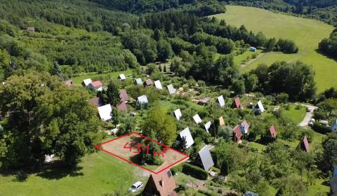 Krásny záhradný pozemok Beluša - časť Rybníky 