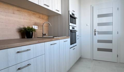 +REZERVOVANE + PRENÁJOM | 3 izbový byt po rekonštrukcii, v centre