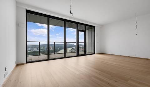 THE HOME︱EUROVEA TOWER - 3-izbová rezidencia s výhľadom na hard