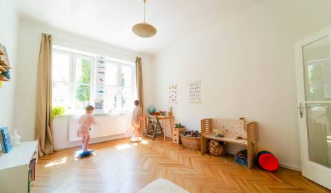 Predaj, 3-izbový byt, Moyzesova ulica, Žilina, Exkluzívne Reality IQ