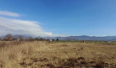 Stavebný pozemok v obci Krásnohorská Dlhá Lúka.