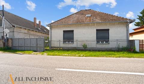 NA PREDAJ 3-IZBOVÝ RODINNÝ DOM | ETREHO KRAČANY