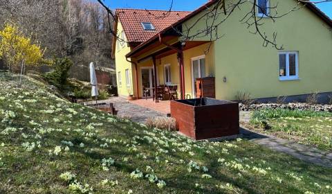 PREDAJ, rodinný dom Banská Bystrica- Malachov,