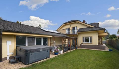 Prenájom Krásne rodinné hniezdo s vlastným „SPA“ centrom v Miloslavove