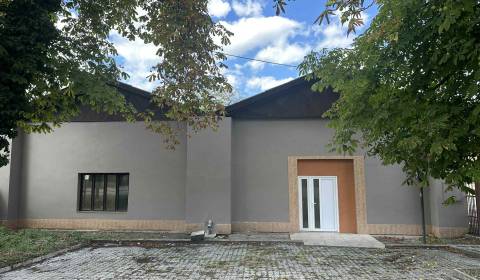 PRENÁJOM : MIESTO PRE VÁŠ BIZNIS, KOMÁRNO