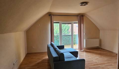 2 izbový byt na prenájom v centre mesta Galanta