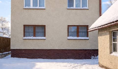 Priestranný rodinný dom priamo v centre Turzovky s veľkým pozemkom