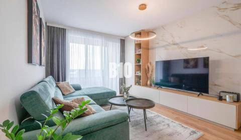 REZERVOVANÉ I Discovery Residence - Nadštandardný 2 izbový byt s garáž